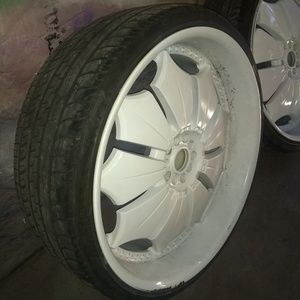 26" rims and tires